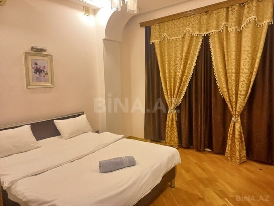6 otaqlı Həyət evi/Bağ evi, Badamdar q., Bakı