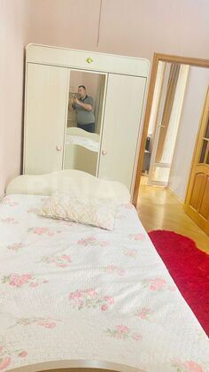 3 otaqlı Köhnə tikili, Sahil m., Bakı