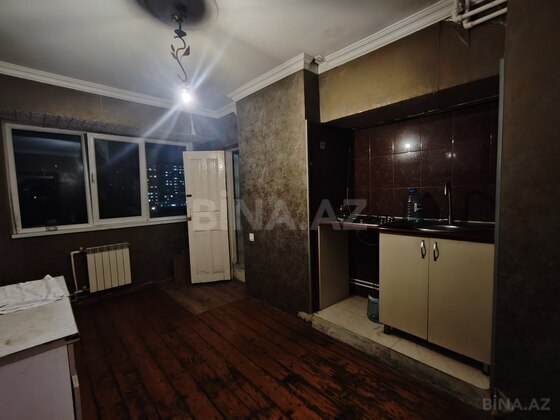 3 otaqlı Köhnə tikili, 20 Yanvar m., Bakı