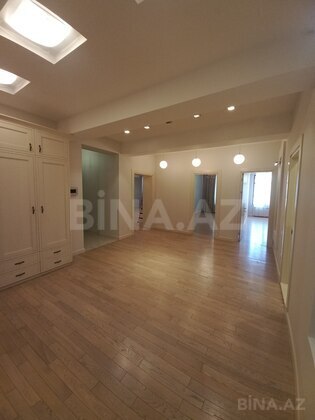 4 otaqlı Ofis, İnşaatçılar m., Bakı