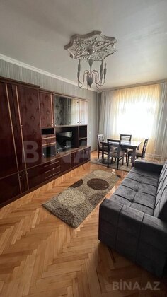 2 otaqlı Köhnə tikili, Həzi Aslanov m., Bakı