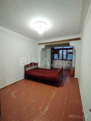 4 otaqlı Köhnə tikili, Əhmədli m., Bakı