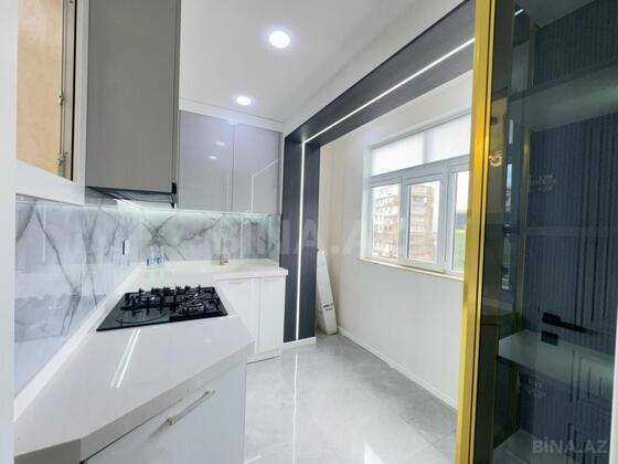 3 otaqlı Köhnə tikili, Əhmədli m., Bakı