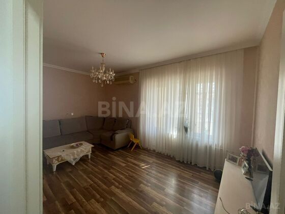 4 otaqlı Köhnə tikili, 9-cu mikrorayon q., Bakı