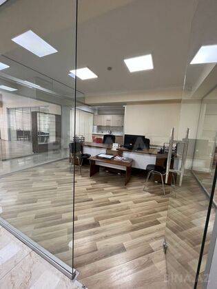 10 otaqlı Ofis, Elmlər Akademiyası m., Bakı