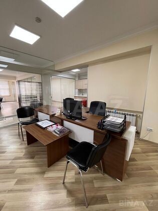 10 otaqlı Ofis, Elmlər Akademiyası m., Bakı