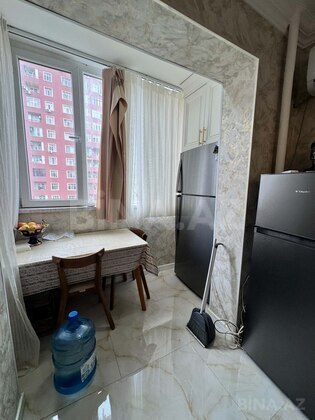 2 otaqlı Köhnə tikili, Azadlıq Prospekti m., Bakı