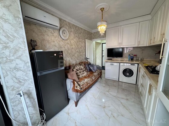 2 otaqlı Köhnə tikili, Azadlıq Prospekti m., Bakı