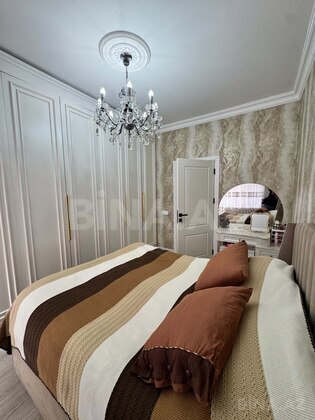 2 otaqlı Köhnə tikili, Azadlıq Prospekti m., Bakı
