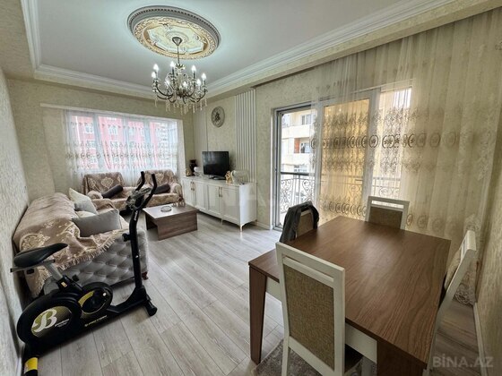 2 otaqlı Köhnə tikili, Azadlıq Prospekti m., Bakı