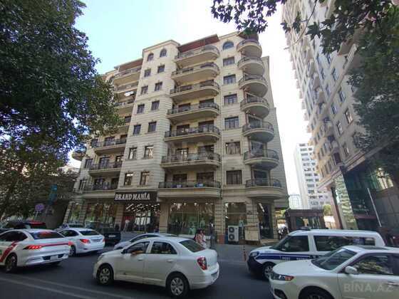 2 otaqlı Yeni tikili, 8 Noyabr m., Bakı