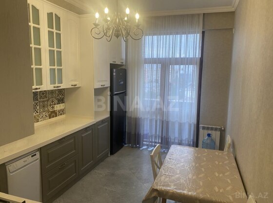 2 otaqlı Yeni tikili, Neftçilər m., Bakı
