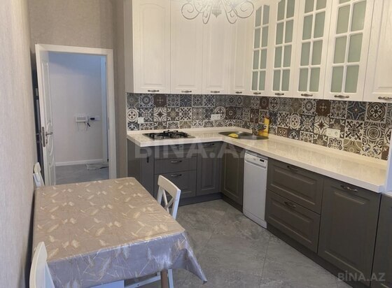 2 otaqlı Yeni tikili, Neftçilər m., Bakı