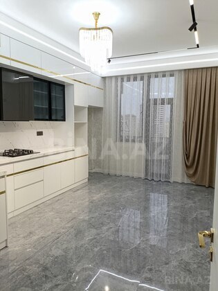 4 otaqlı Yeni tikili, Şah İsmayıl Xətai m., Bakı
