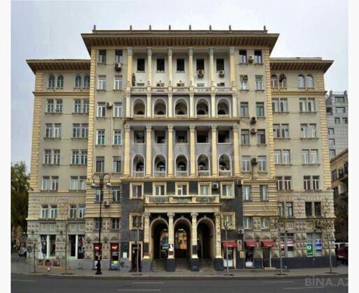 3 otaqlı Köhnə tikili, İçəri Şəhər m., Bakı