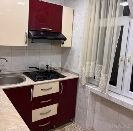1 otaqlı Köhnə tikili, İnşaatçılar m., Bakı