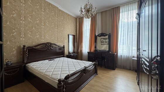 2 otaqlı Köhnə tikili, İçəri Şəhər m., Bakı