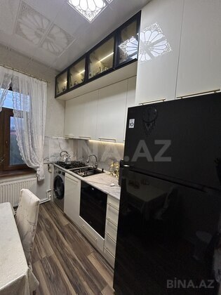 3 otaqlı Köhnə tikili, NZS q., Bakı