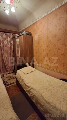 3 otaqlı Köhnə tikili, Elmlər Akademiyası m., Bakı