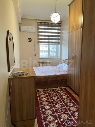 2 otaqlı Köhnə tikili, Sahil m., Bakı