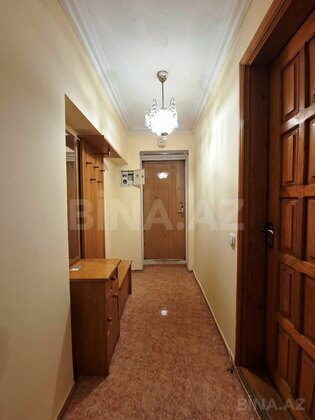 2 otaqlı Köhnə tikili, Elmlər Akademiyası m., Bakı
