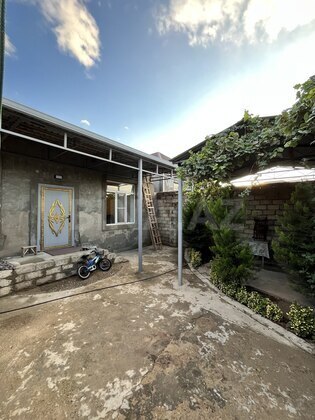 4 otaqlı Həyət evi/Bağ evi, Hövsan q., Bakı