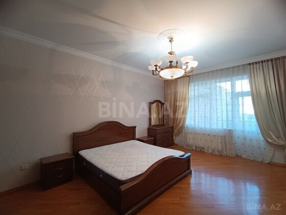 3 otaqlı Yeni tikili, Nizami m., Bakı
