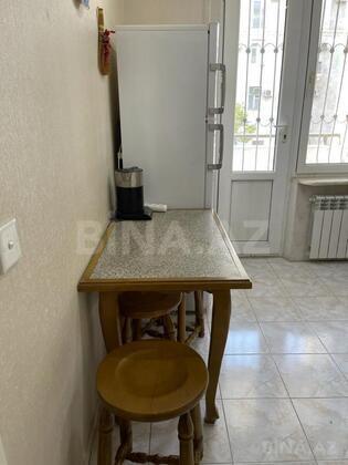 2 otaqlı Köhnə tikili, 28 May m., Bakı