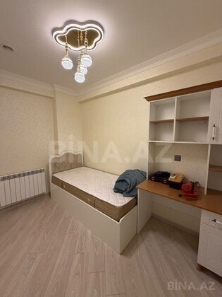 3 otaqlı Yeni tikili, Nizami r., Bakı