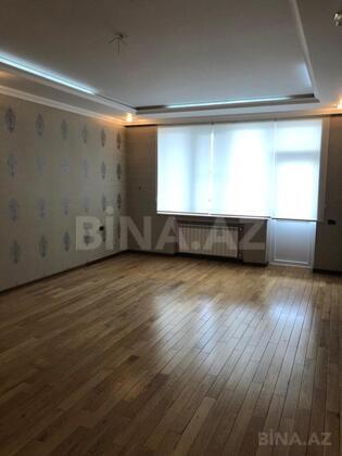 5 otaqlı Yeni tikili, 28 May m., Bakı