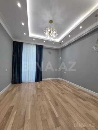4 otaqlı Yeni tikili, Elmlər Akademiyası m., Bakı