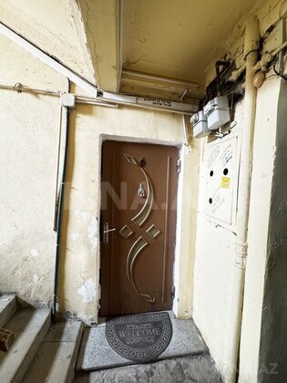 3 otaqlı Köhnə tikili, Elmlər Akademiyası m., Bakı