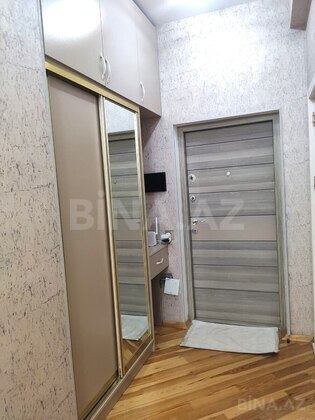 3 otaqlı Yeni tikili, Qara Qarayev m., Bakı
