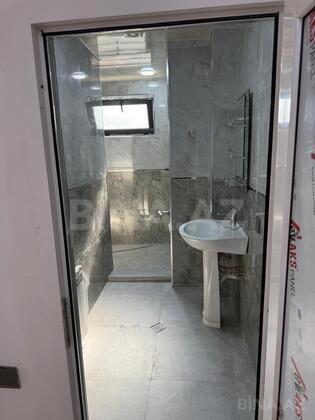 4 otaqlı Köhnə tikili, İnşaatçılar m., Bakı