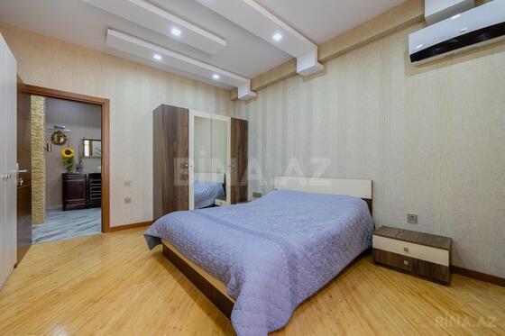 3 otaqlı Yeni tikili, Şah İsmayıl Xətai m., Bakı