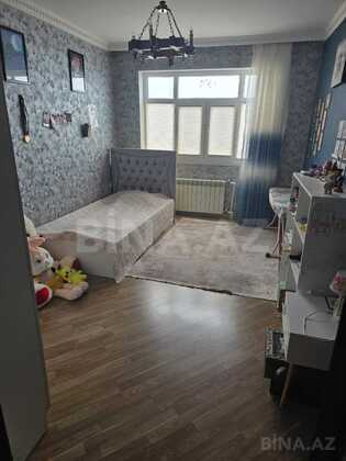 4 otaqlı Köhnə tikili, Yeni Günəşli q., Bakı