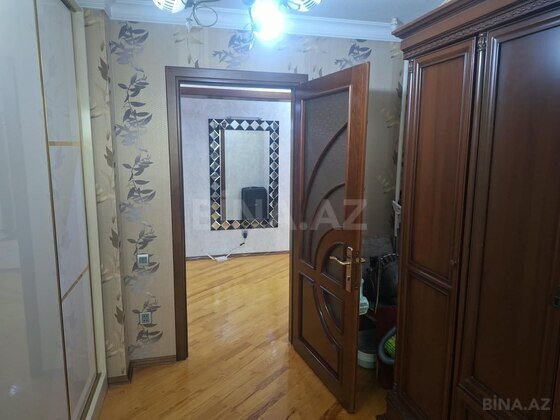 5 otaqlı Köhnə tikili, Qaraçuxur q., Bakı