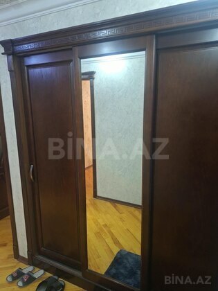 5 otaqlı Köhnə tikili, Qaraçuxur q., Bakı