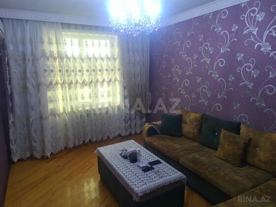 5 otaqlı Köhnə tikili, Qaraçuxur q., Bakı