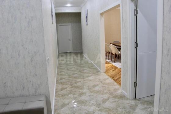 4 otaqlı Yeni tikili, Elmlər Akademiyası m., Bakı