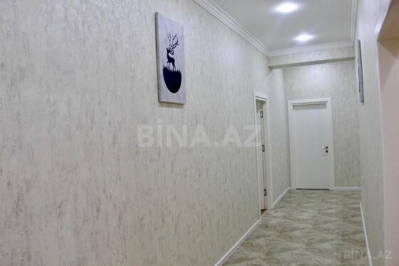 4 otaqlı Yeni tikili, Elmlər Akademiyası m., Bakı