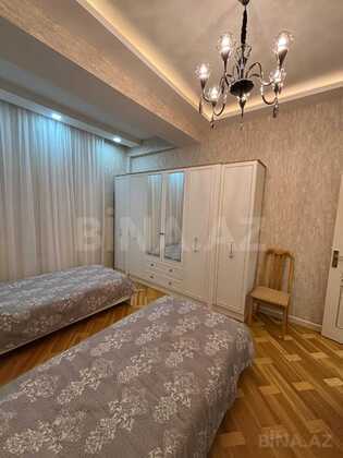 3 otaqlı Yeni tikili, İnşaatçılar m., Bakı