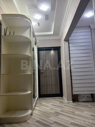 3 otaqlı Köhnə tikili, Xalqlar Dostluğu m., Bakı