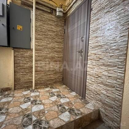 3 otaqlı Köhnə tikili, Xalqlar Dostluğu m., Bakı