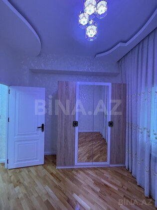 3 otaqlı Yeni tikili, Xırdalan