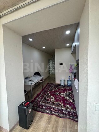 3 otaqlı Köhnə tikili, Yeni Günəşli q., Bakı