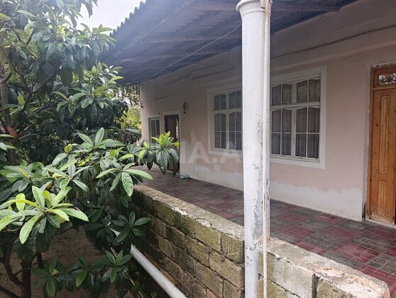 4 otaqlı Həyət evi/Bağ evi, Novxanı q., Bakı