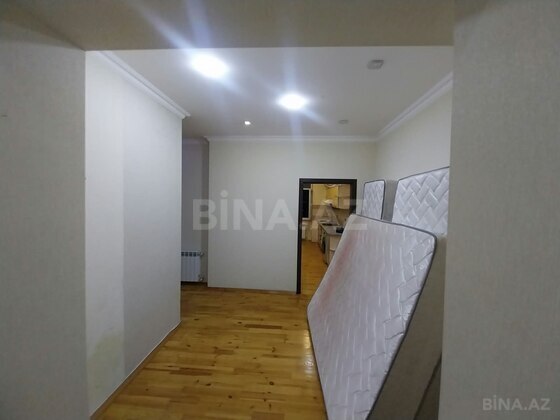 3 otaqlı Yeni tikili, Memar Əcəmi m., Bakı