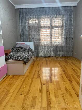 5 otaqlı Köhnə tikili, Suraxanı r., Bakı