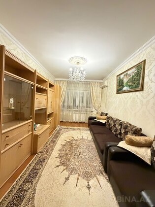 3 otaqlı Köhnə tikili, 8 Noyabr m., Bakı